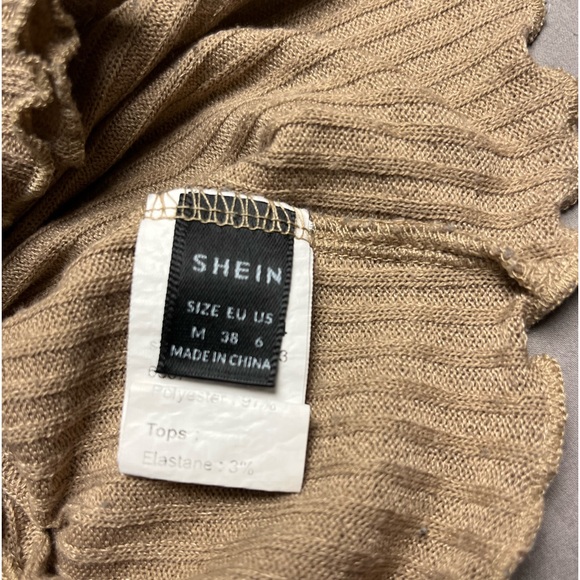 3 SHEIN crop tank tops - Picture 2 of 2